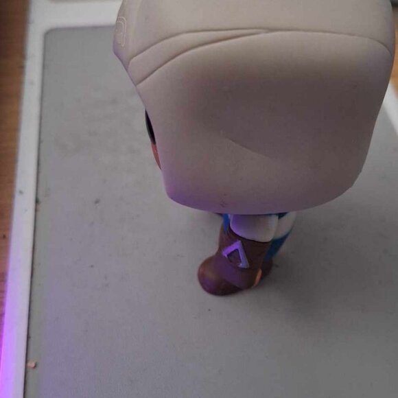 Connor from Assassins Creed Pop Funko Out of Box - Picture 3 of 4